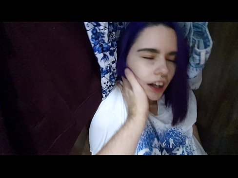 ❤️ Хоҳарамро дар ҷевон ёфт ва ба ӯ кӯмак кард ❤❌ Порнои мақъад дар порно tg.assistirhentai.ru ️❤
